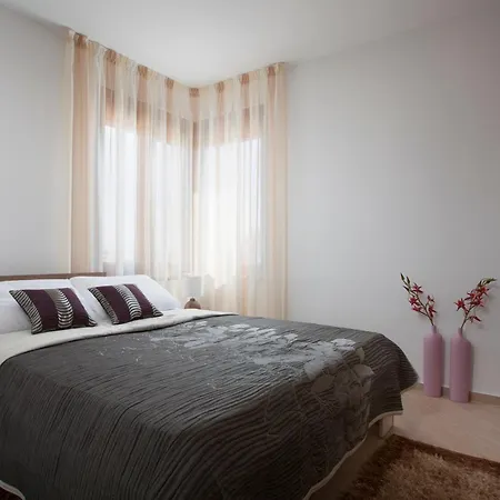 Malibu Grand Royale - Luxury Group With Pool * Vir