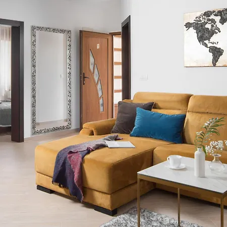 Malibu Grand Royale - Luxury Group With Pool