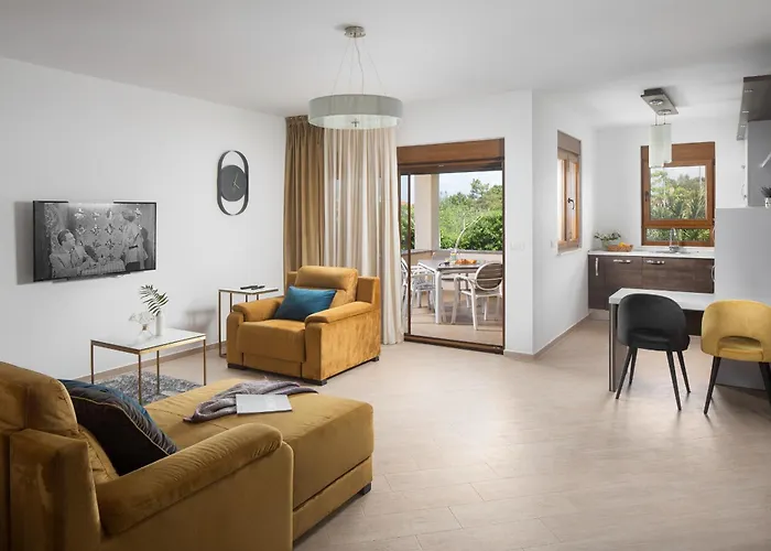 Villa Malibu Grand Royale - Luxury Group With Pool Vir