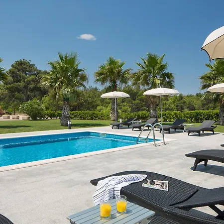 فيلة Malibu Grand Royale - Luxury Group With Pool فير