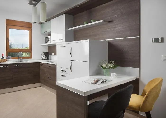 Malibu Grand Royale - Luxury Group With Pool * 비르