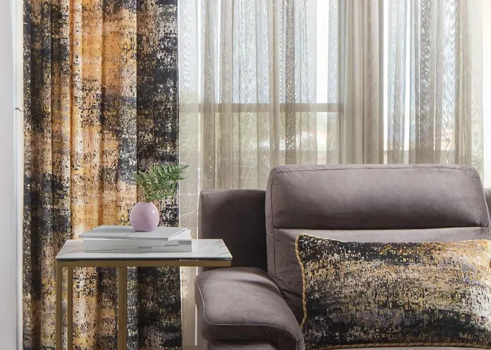 Вилла Malibu Grand Royale - Luxury Group With Pool *