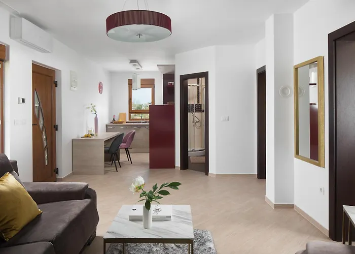 Malibu Grand Royale - Luxury Group With Pool 빌라