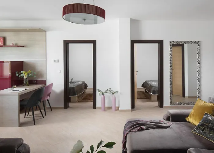 Malibu Grand Royale - Luxury Group With Pool Вилла *